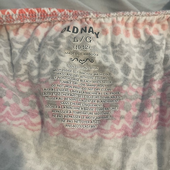 Large Children’s Old Navy Tanktop - Picture 2 of 2